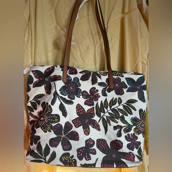 Tote Bag / Floral hand crafted
by Heidi - Picture 2 of 4